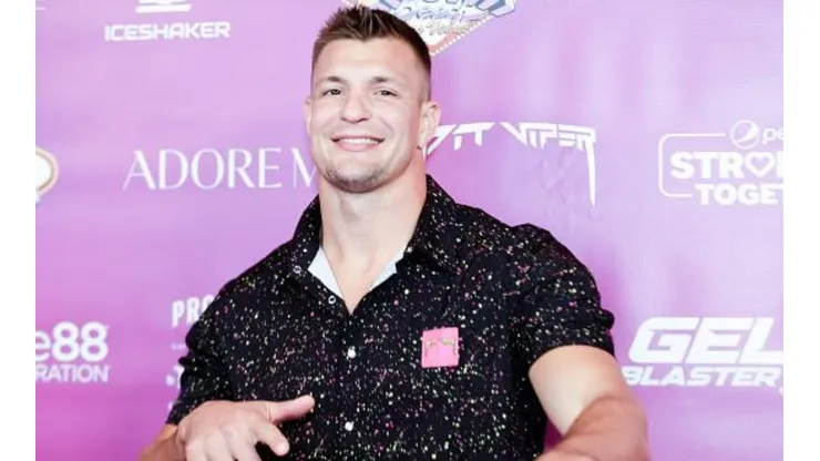 Gronkowski voltou a dizer que não irá voltar a jogar