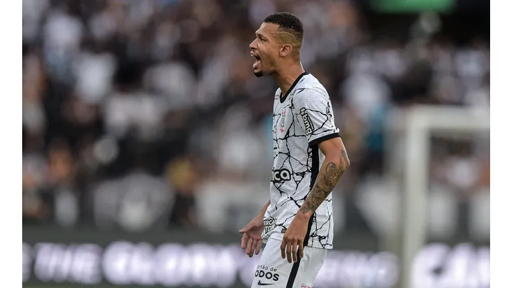 Thiago Ribeiro/AGIF - João Victor ajuda Corinthians a bater meta de 2022