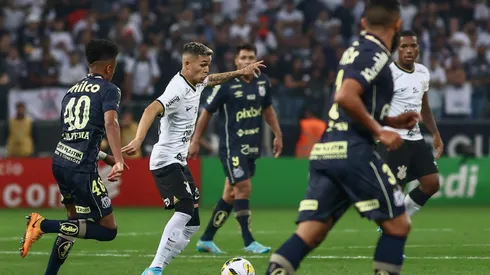Marcello Zambrana/AGIF/ Para se classificar na Copa do Brasil, Santos precisa de feito inédito.
