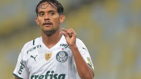 Gustavo Scarpa tem contrato no Palmeiras até dezembro (Foto: Thiago Ribeiro/AGIF)