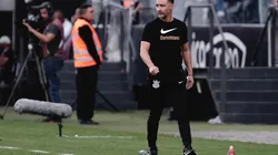Ettore Chiereguini/AGIF - Joia de Vítor Pereira renova com o Corinthians