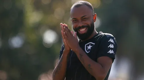 Foto: Vitor Silva/Botafogo - Chay tem contrato em General Severiano até o fim de 2024