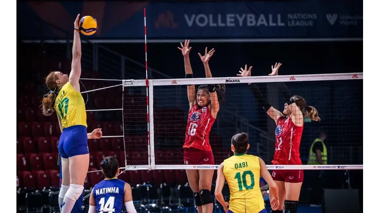 Brasil entra em quadra nesta quarta-feira (13)