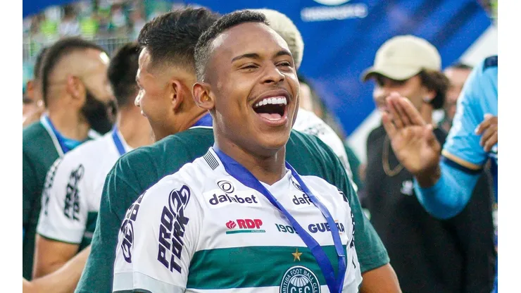 Foto: Robson Mafra/ AGIF