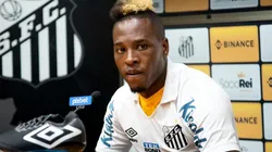 Foto: Ivan Storti/Santos FC - Jhojan Julio está muito próximo de sair do Santos antes do previsto