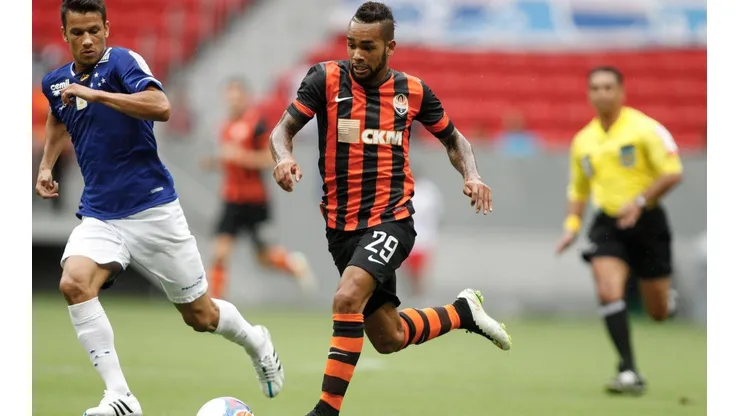 Adalberto Marques/AGIF - Alex pelo Shakhtar.