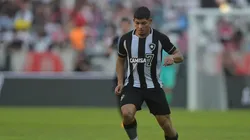 Thiago Ribeiro/AGIF/ Erison, Patrick de Paula e +9; Luís Castro projeta Botafogo para duelo contra o Cuiabá.