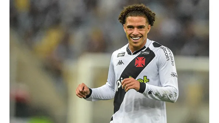 Foto: Thiago Ribeiro/AGIF - Suspenso pelo terceiro cartão amarelo, Figueiredo não enfrenta o Sampaio Corrêa