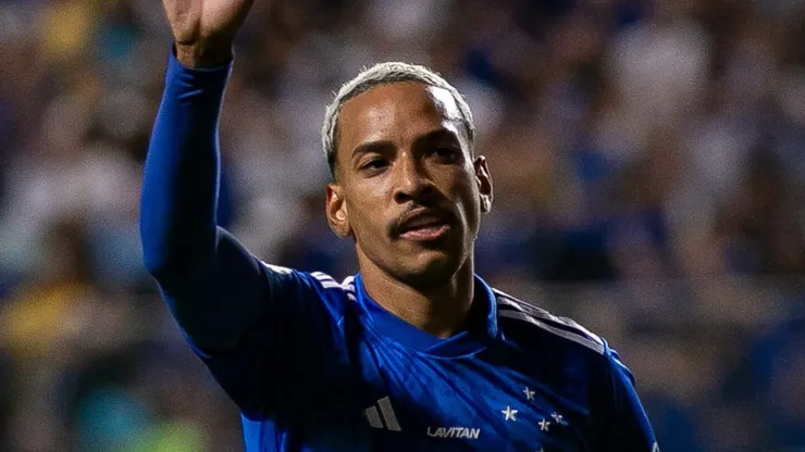 Matheus Pereira no Cruzeiro. Foto: Fernando Moreno/AGIF
