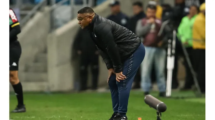 Foto: Pedro H. Tesch/AGIF - Em coletiva, Roger Machado definiu o duelo com o Náutico como o melhor do ano