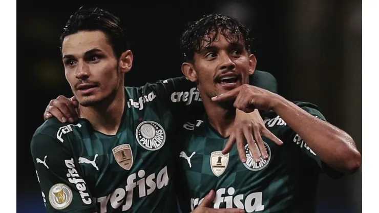 Foto: Ettore Chiereguini/AGIF - Scarpa brincou com Veiga durante almoço do Palmeiras.