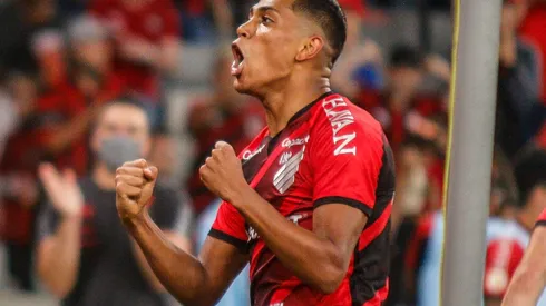 Foto: Gabriel Machado/AGIF - Pedro Rocha quer fim de contrato na Rússia, mas partes negociam compensação