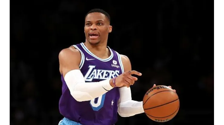 Técnico do Lakers diz contar com Westbrook
