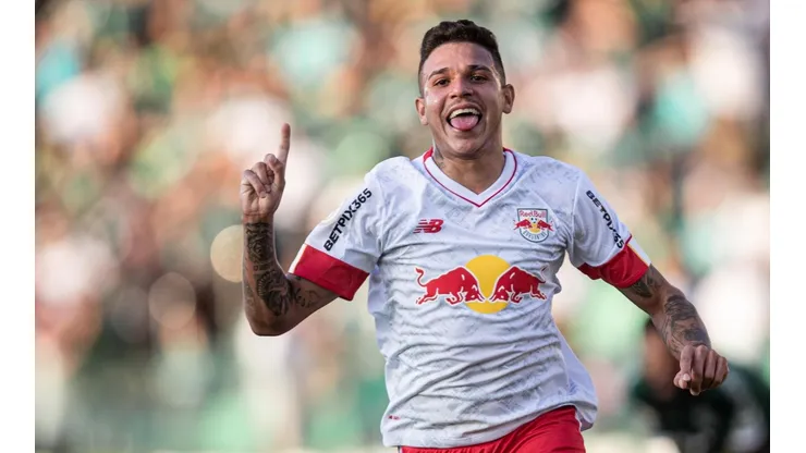Foto: Heber Gomes/AGIF | Jadsom estaria sendo observado por clubes do exterior