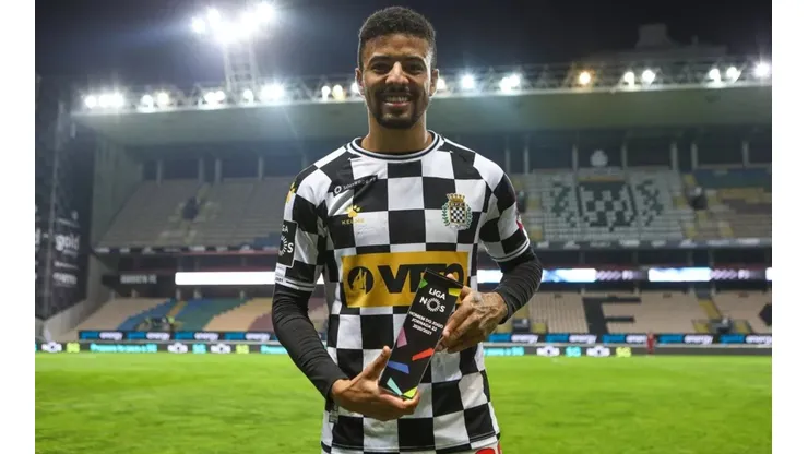 Foto: Divulgação/Boavista - Paulinho jogando no Boavista, de Portugal