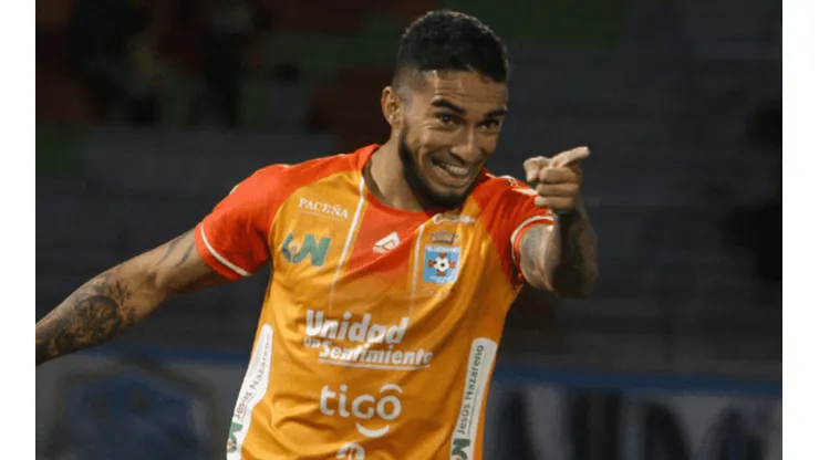 Foto: Divulgação/Blooming - Meia brasileiro do Blooming está no radar tricolor