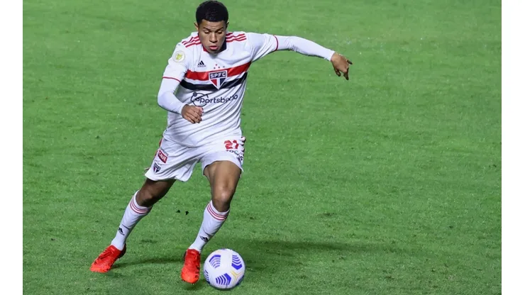 Gabriel Sara está de saída do São Paulo; destino é o futebol inglês