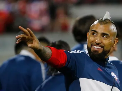 Vidal rasga elogios ao Flamengo e agita Nação na web