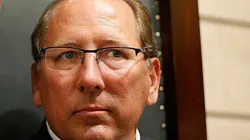 R$ 22,2 milhões entram em jogo e John Textor fica por ‘um fio’ de anunciar novo reforço