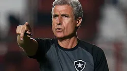 Foto: Vitor Silva/Botafogo - Luís Castro trabalhou com Carlos Eduardo no Porto, em Portugal