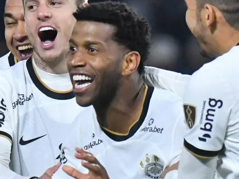 "Pegou na..."; Gil faz 'revelação hilária' sobre cobrança decisiva em penalidade do Corinthians