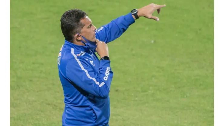 Foto: Robson Mafra/AGIF - Pupilo de Claudinei Oliveira perde espaço e deixa o Avaí