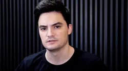 Foto: Reprodução/YouTube - Felipe Neto endossa revolta da torcida celeste com VAR