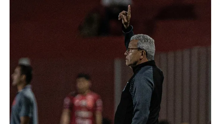 "Mais difícil da carreira"; Dos Anjos ativa modo sincero e fala sobre momento da Ponte Preta