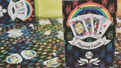 Baralho sem gênero acaba com valete, rainha e rei (Foto: Reprodução/Instagram oficial Indy Mellink @gsbplayingcards)