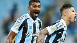 Foto: Pedro H. Tesch/AGIF - Thiago Santos e Diogo Barbosa são um dos que recebem mais hoje no Grêmio em meio à Série B