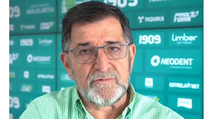Foto: Coritiba/Divulgação - René Simões: dirigente foi responsável por levar jogar para o Coxa, há 13 anos