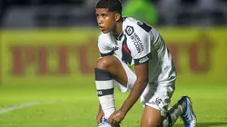 Foto: Daniel RAMALHO / CRVG - Andrey Santos tem apenas 18 anos e já está na mira do Barcelona