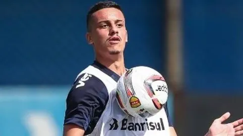 Foto: Lucas Uebel/Grêmio - Ricardinho vai jogar pelo Atlético-GO.