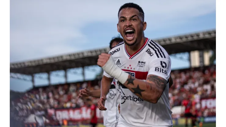 Agif/Heber Gomes - Luciano marca dois pelo São Paulo