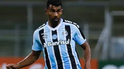 Foto: Maxi Franzoi/AGIF - Thiago Santos: volante tem moral com o técnico gremista