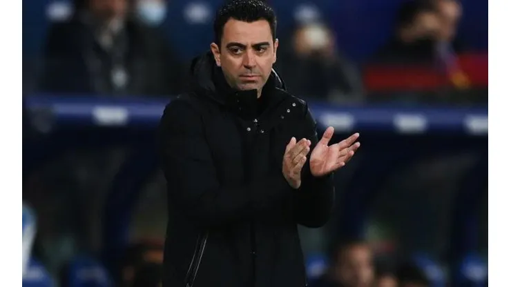 "500 milhões de euros"; Barcelona atende pedido de Xavi e anuncia a chegada de meio-campista