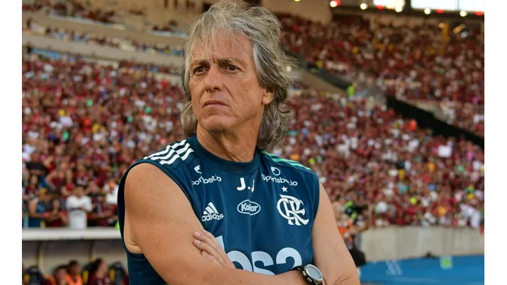 Jorge Jesus 'bate' o martelo e atacante do Botafogo entra em lista de 'prioridade' para reforçar o Fenerbahce