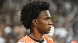 Kely Pereira/AGIF/ Willian, Du Queiroz e +7; Vítor Pereira tem dúvidas para o duelo contra o Boca Juniors.