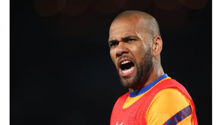 Jason McCawley/Getty Images - Daniel Alves está livre no mercado após saída do Barcelona