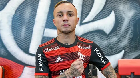 Após Cebolinha, Benfica pede R$ 25 milhões para liberar meia ao Fla