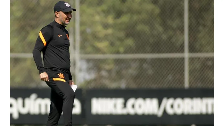 Fluminense x Corinthians; prognósticos do jogo que Vítor Pereira tem problemas para escalar o time (Foto: Rodrigo Coca/Agencia Corinthians)