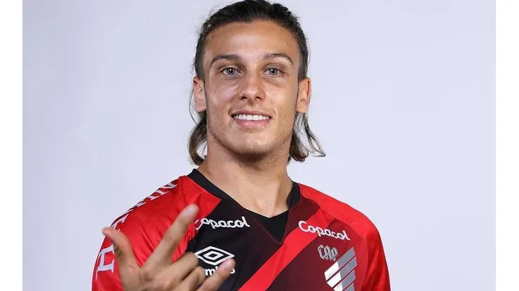 Foto: Divulgação/Athletico - Canobbio deve entrar como titular diante do Palmeiras neste sábado