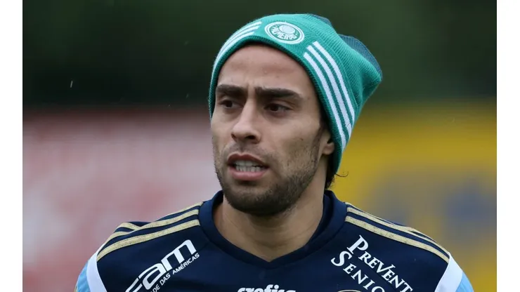 Foto: Cesar Greco - Valdivia defendeu Palmeiras em duas passagens: 2006 a 2008 e 2010 a 2015