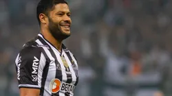 Fernando Moreno/AGIF - Rivaldo lembra de pênalti perdido de Hulk no Atlético