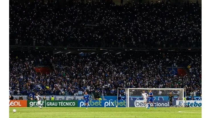 Alessandra Torres/AGIF/ Em boa fase, Cruzeiro vê "boom" de sócios-torcedores e ótima arrecadação.