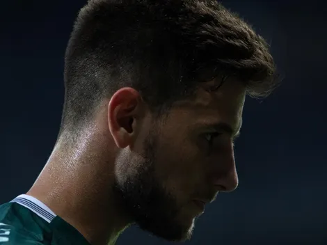 Com saída de L. Barcia, Atlético-GO fecha com atacante do Internacional