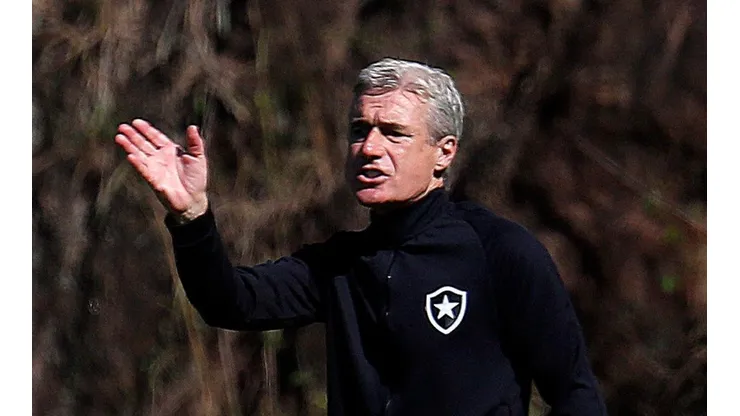 Botafogo de Luís Castro ganha reforço importante para Copa do Brasil e manda recado: “Podemos dar”