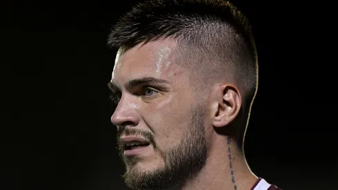 Foto: Thiago Ribeiro/AGIF – Grêmio não para em Nathan e quer outro meio-campista