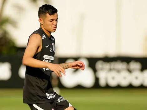 “Surreal”! Áudio do VAR escancara polêmica em pênalti não marcado em Adson no Corinthians