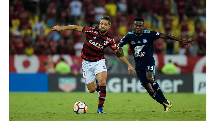 Agif/Thiago Ribeiro - Diego, hoje no Flamengo, sofreu com a zebra no Santos.